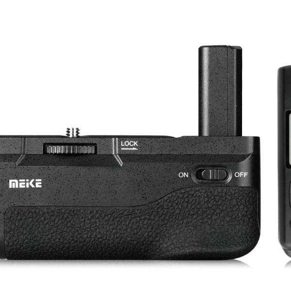 BATTERY GRIP SONY A6500 + CONTROL TEMPORIZADOR MEIKE + 2 BATERÍAS - Imagen 4
